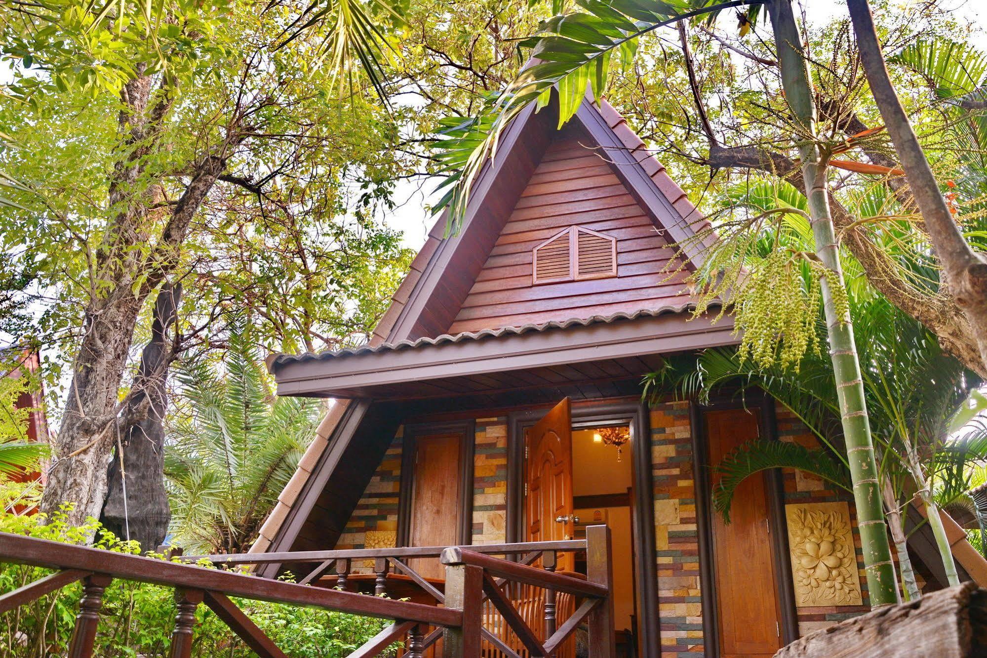 Khunsri Resort Art Boutique Hotel Pattaya Zewnętrze zdjęcie