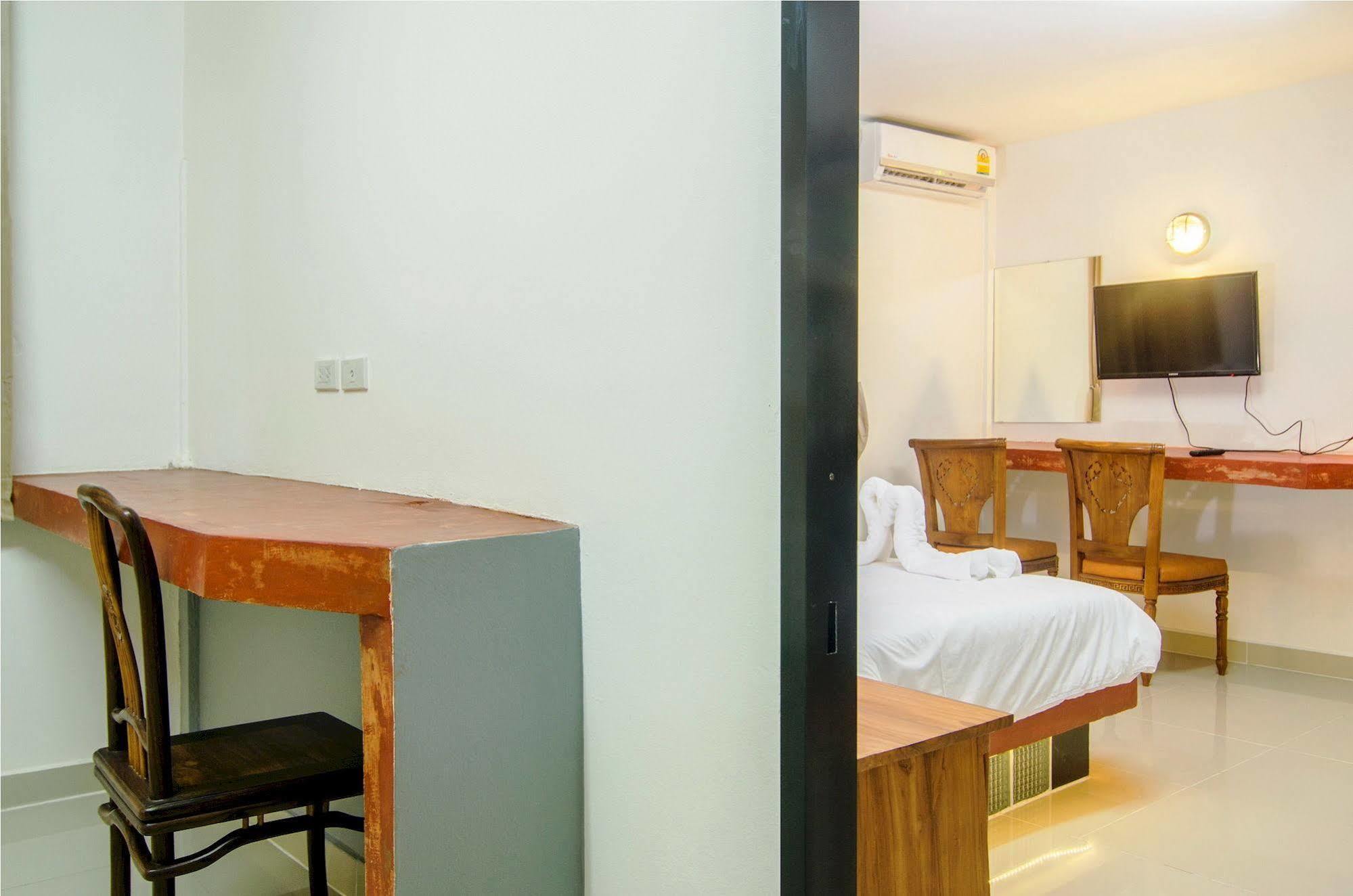 Khunsri Resort Art Boutique Hotel Pattaya Zewnętrze zdjęcie